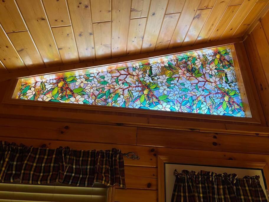 Beary Tale! Your Happily Ever After Starts Here! Sevierville Extérieur photo