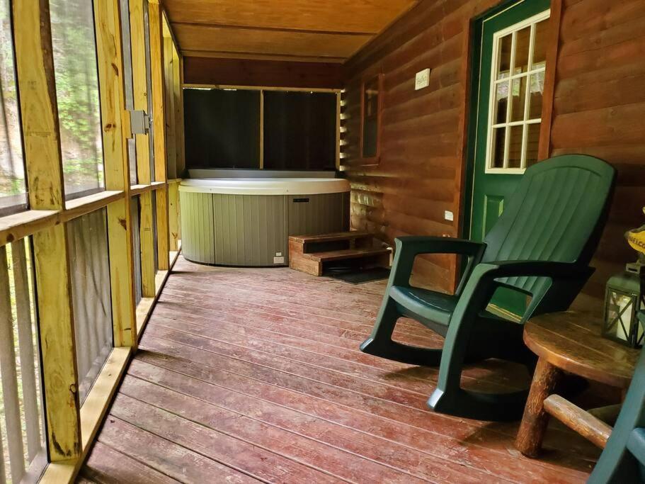 Beary Tale! Your Happily Ever After Starts Here! Sevierville Extérieur photo