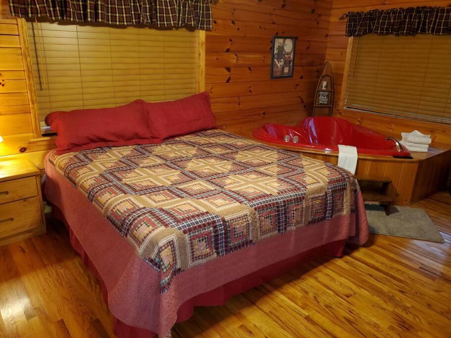 Beary Tale! Your Happily Ever After Starts Here! Sevierville Extérieur photo